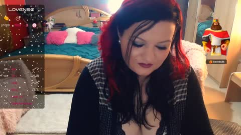 Snapshot of lagerthaa1 chatting on February 2025 08:57:01 PM Arielle online show from February 2025 08:57:01 PM