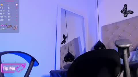 lahiam_smiiith online show from February 2025 04:34:02 PM