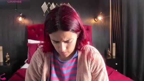 Snapshot of laia_jonees chatting on December 2025 11:52:02 AM Laia online show from December 2025 11:52:02 AM