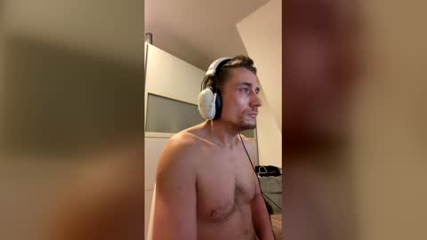 Snapshot of laichzeit1881 chatting on December 2025 06:19:02 AM laichzeit1881 online show from December 2025 06:19:02 AM