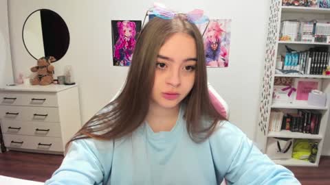 Snapshot of lain__ chatting on January 2025 01:06:01 AM Kira online show from January 2025 01:06:01 AM