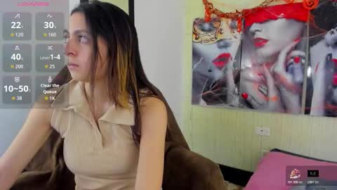 Lala clark online show from November 2025 12:16:01 PM