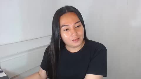 Lamery online show from April 2026 09:15:02 PM