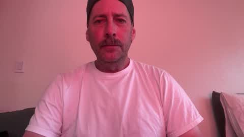 Snapshot of lampin1 chatting on April 2026 04:48:01 PM lampin1 online show from April 2026 04:48:01 PM
