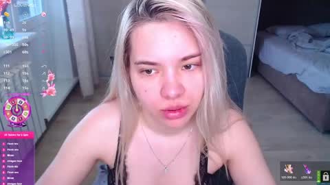 Lana online show from April 2026 05:05:01 AM