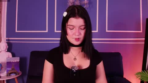  Lana  online show from November 2025 11:23:02 AM