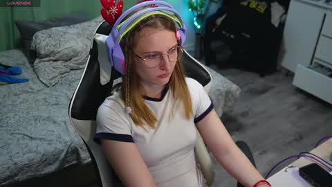 Snapshot of lana_del_kay chatting on December 2024 05:00:01 PM Kay online show from December 2024 05:00:01 PM