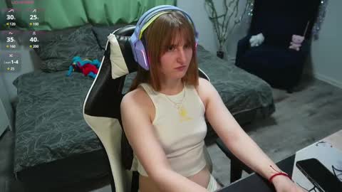 Snapshot of lana_del_kay chatting on February 2025 10:58:01 PM Kay online show from February 2025 10:58:01 PM