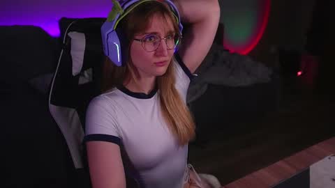 Snapshot of lana_del_kay chatting on September 2025 08:25:02 PM Kay online show from September 2025 08:25:02 PM