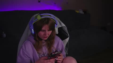 Snapshot of lana_del_kay chatting on October 2025 08:47:01 PM Kay online show from October 2025 08:47:01 PM