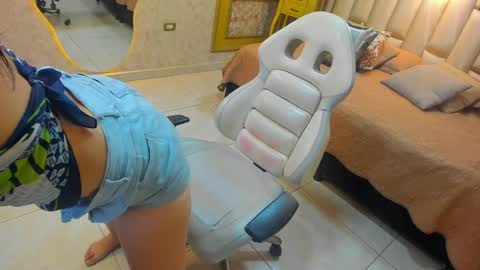 Snapshot of lana_rey_1 chatting on April 2026 02:06:02 PM Lana Rey online show from April 2026 02:06:02 PM