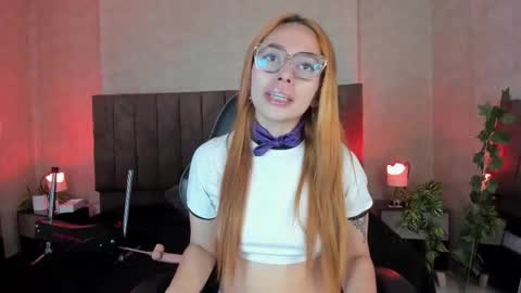 Lana online show from October 2025 11:44:02 AM