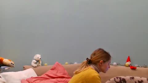 Lana online show from February 2026 09:37:02 PM