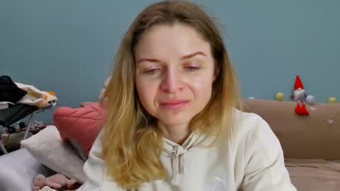 Lana online show from March 2026 12:42:02 PM