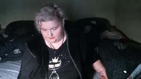 Snapshot of lanacat555 chatting on October 2025 10:43:02 PM lanacat555 online show from October 2025 10:43:02 PM