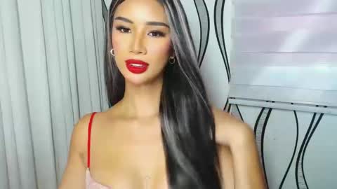 Snapshot of lanadel_hilton chatting on December 2024 11:36:01 PM Lana online show from December 2024 11:36:01 PM