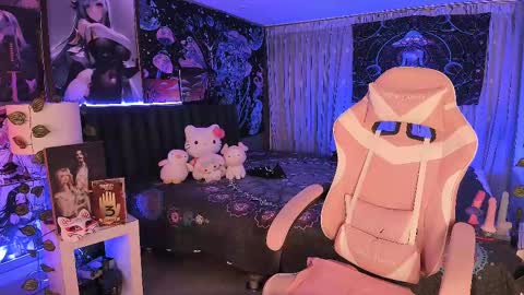 L A N A  online show from March 2025 04:56:01 AM