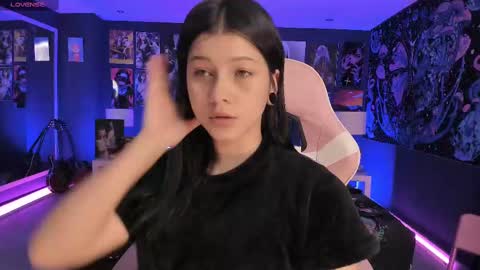 L A N A  online show from September 2025 09:29:02 PM