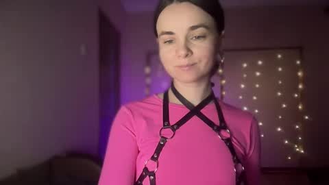 Lana online show from September 2025 02:45:01 AM