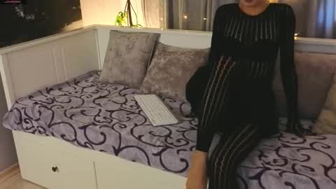 hi my name is Lana Im 23 years old I really like to dance walk and make new acquaintances online show from January 2026 07:36:02 AM