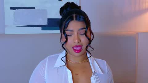 Lana online show from April 2026 07:36:01 PM