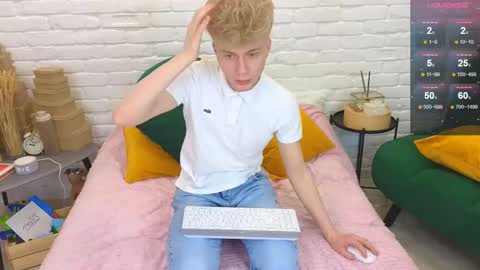 Lanny online show from March 2025 10:21:01 PM