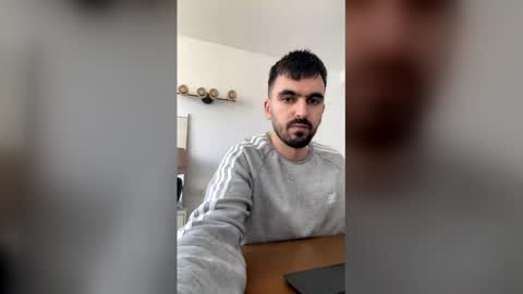 Snapshot of lander920612 chatting on February 2026 10:00:01 AM lander920612 online show from February 2026 10:00:01 AM