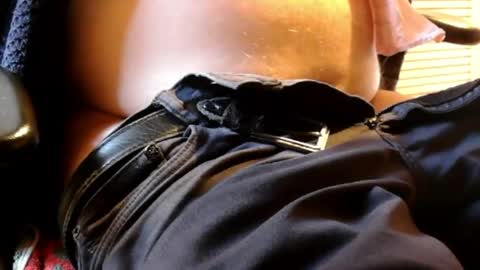 lander_63 online show from April 2026 04:48:01 PM