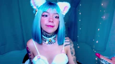 LANNIE   online show from February 2026 12:45:01 PM