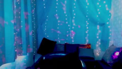 LANNIE   online show from March 2026 03:40:01 PM