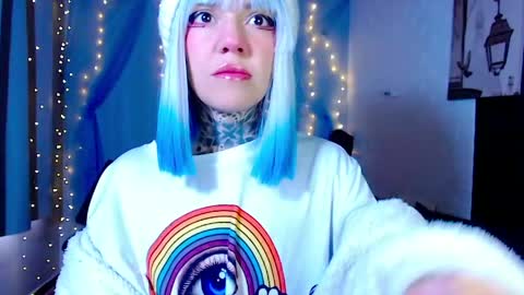 LANNIE   online show from April 2026 12:32:01 PM