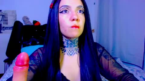 Snapshot of lannie_gonzales chatting on May 2026 12:05:01 AM LANNIE online show from May 2026 12:05:01 AM