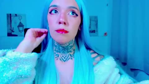 Snapshot of lannie_gonzales chatting on June 2026 04:10:02 AM LANNIE online show from June 2026 04:10:02 AM
