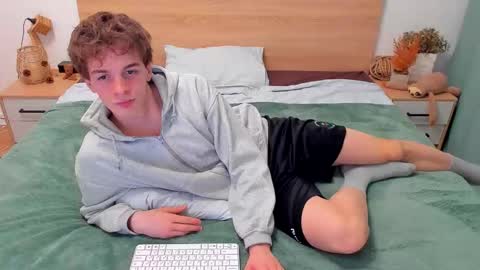 Fandi online show from November 2025 10:51:01 AM