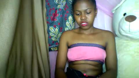 lara_belle online show from May 2026 09:58:02 AM