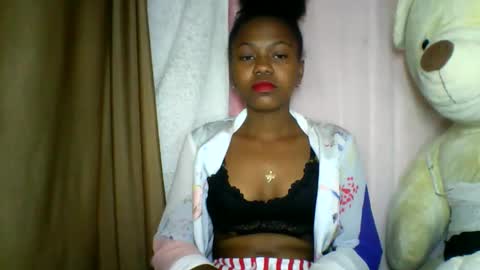 lara_belle online show from May 2026 12:19:01 AM