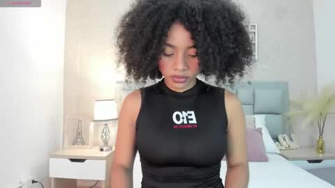 lara_spaark online show from January 2026 11:36:02 AM