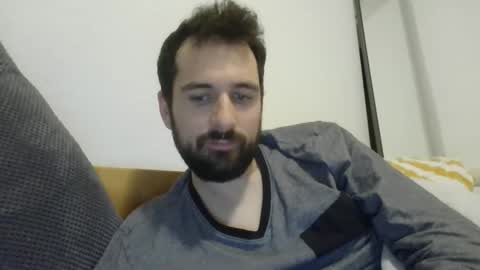 Snapshot of laraaan chatting on October 2025 10:15:01 PM laraaan online show from October 2025 10:15:01 PM