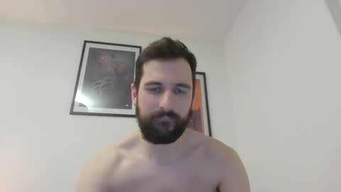 laraaan online show from April 2026 07:14:01 PM
