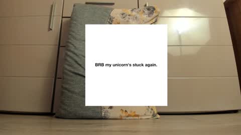 Snapshot of laracara chatting on December 2024 08:22:02 AM Lara online show from December 2024 08:22:02 AM