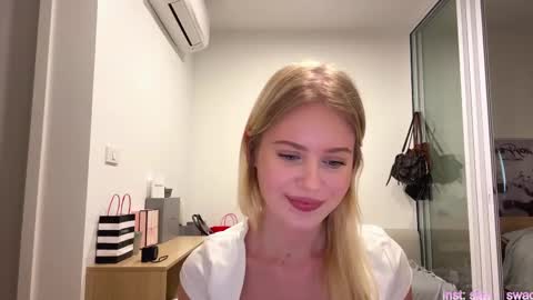 Stella online show from February 2026 10:12:01 AM