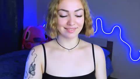 LaraKrein lk online show from September 2025 02:19:01 PM