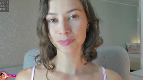 Snapshot of laralane_ chatting on September 2025 01:44:02 PM Lara online show from September 2025 01:44:02 PM