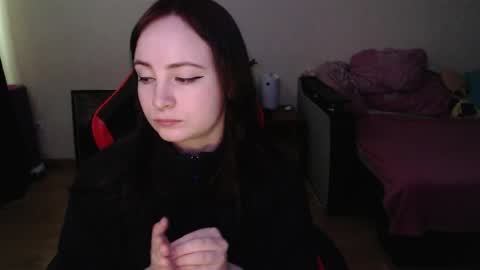 Snapshot of laralianna chatting on April 2026 05:03:01 AM Laralianna online show from April 2026 05:03:01 AM