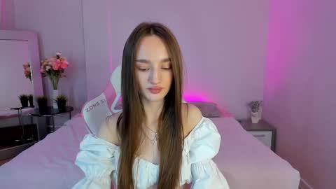 MY NAME IS LILY online show from February 2025 07:18:02 AM