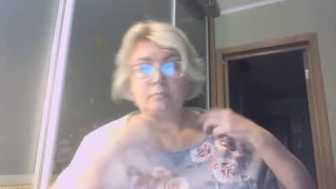 Snapshot of laramrs chatting on September 2025 05:16:02 PM laramrs online show from September 2025 05:16:02 PM