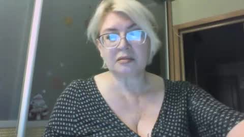 Snapshot of laramrs chatting on September 2025 04:21:02 PM laramrs online show from September 2025 04:21:02 PM