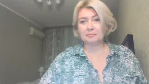 Snapshot of laramrs chatting on October 2025 04:14:02 PM laramrs online show from October 2025 04:14:02 PM