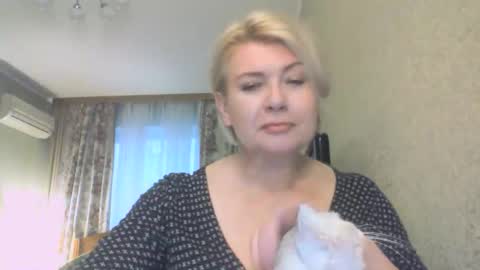 Snapshot of laramrs chatting on October 2025 01:51:01 PM laramrs online show from October 2025 01:51:01 PM