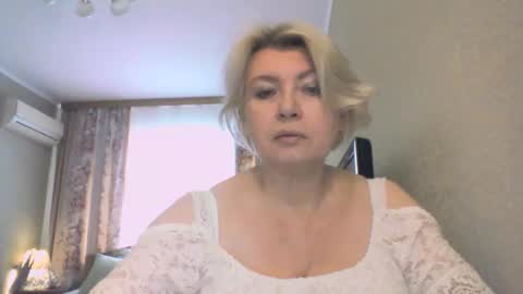 Snapshot of laramrs chatting on November 2025 08:13:01 AM laramrs online show from November 2025 08:13:01 AM